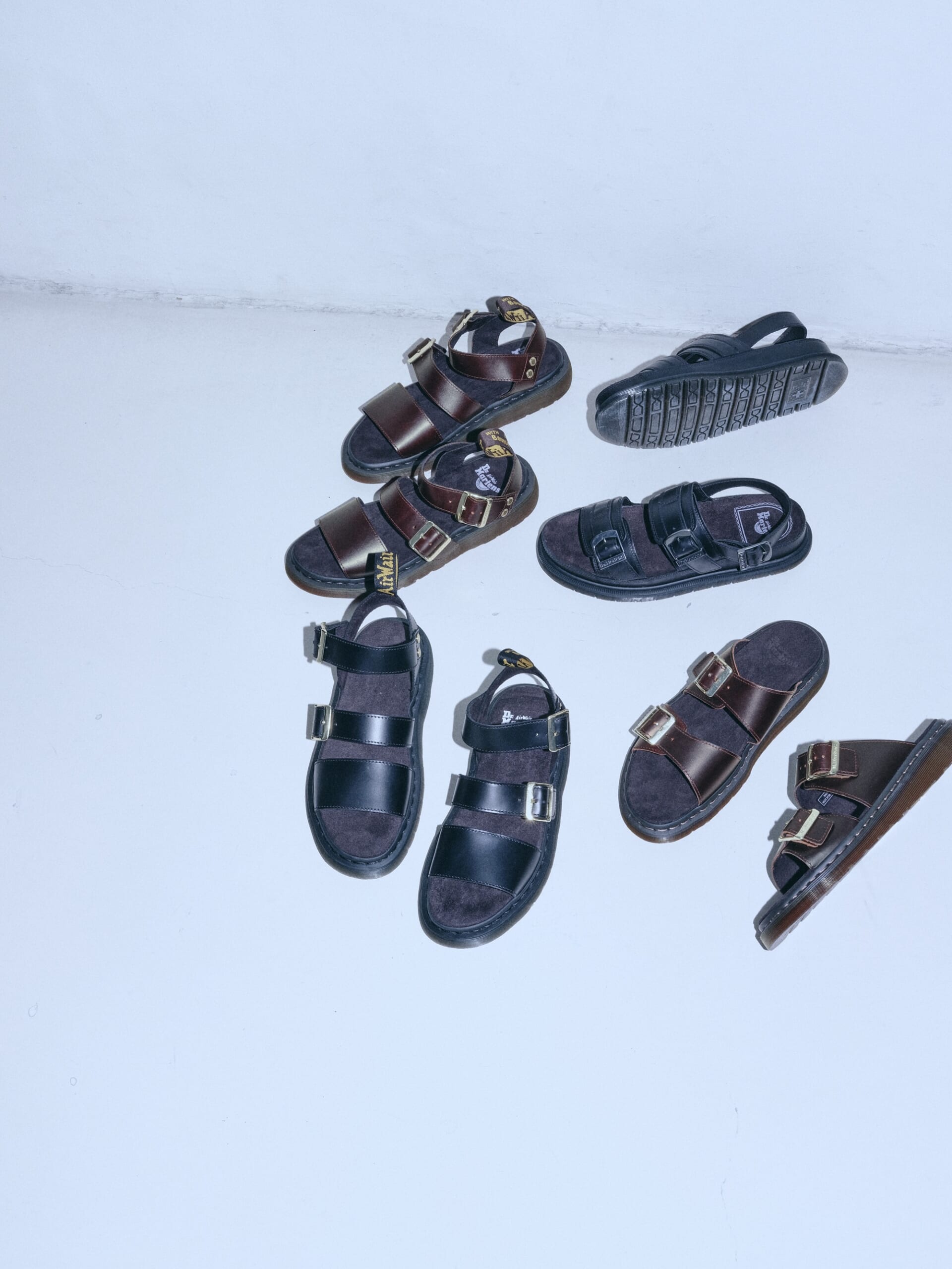 〈Dr. Martens〉が2026年サマーシーズンの新作コレクションを発表 | ビジュアルには金子ノブアキをモデル起用 sub1-18-1920x2559 〈Dr. Martens〉が2026年サマーシーズンの新作コレクションを発表 | ビジュアルには金子ノブアキをモデル起用 sub1-18-1920x2559