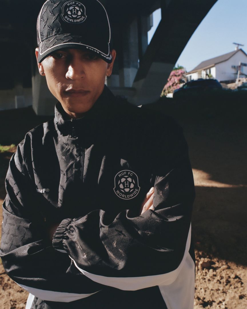 〈HUF〉がフットボールをテーマとした新作“The Diamond Plate Collection”を発表 sub1-21 〈HUF〉がフットボールをテーマとした新作“The Diamond Plate Collection”を発表 sub1-21