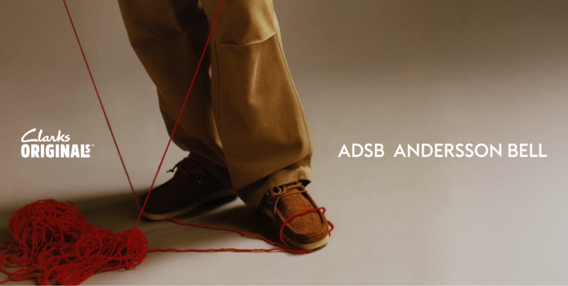 〈Clarks Originals〉が韓国・ソウル拠点の〈Andersson Bell〉とのコラボコレクションを発売 main-2-1920x968