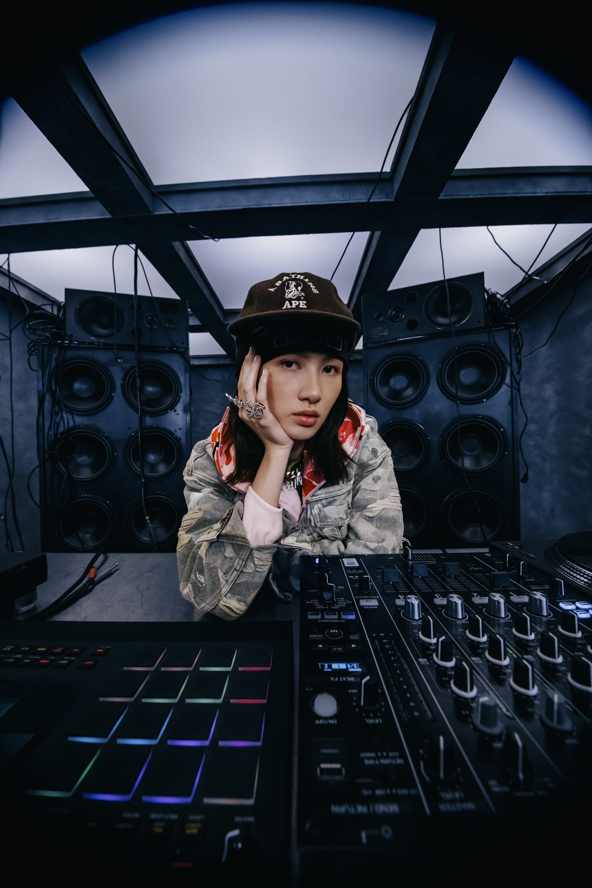 〈A BATHING APE®︎〉が2026年秋冬コレクションを発表 sub8-2-1920x2879 〈A BATHING APE®︎〉が2026年秋冬コレクションを発表 sub8-2-1920x2879