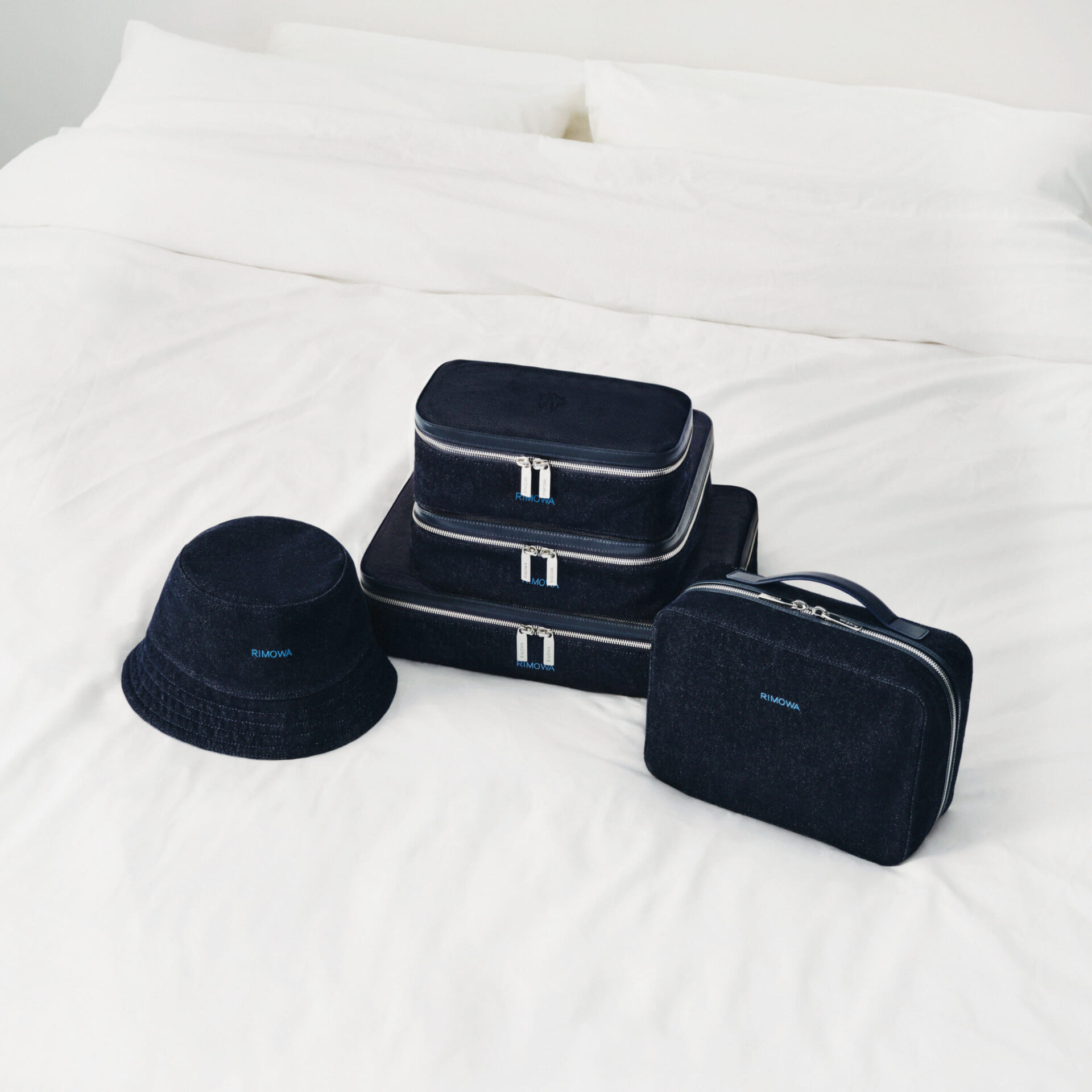 「RIMOWA」のアイコンコレクション “Original”から新定番カラー “インクブルー”が登場 sub4-6-1920x1920 「RIMOWA」のアイコンコレクション “Original”から新定番カラー “インクブルー”が登場 sub4-6-1920x1920