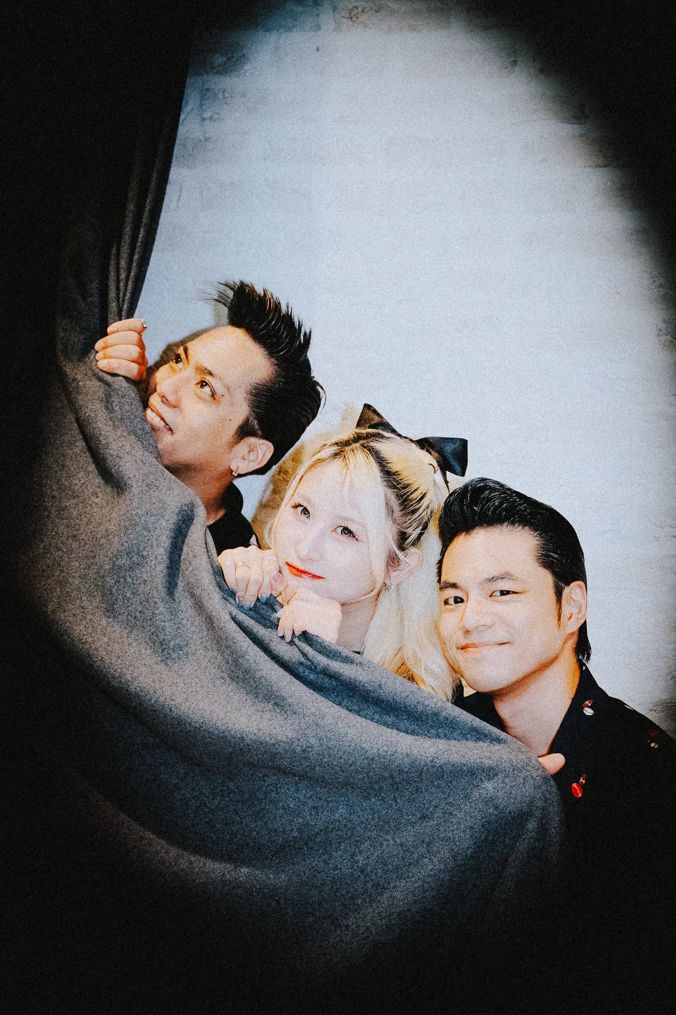 【INTERVIEW】「The Biscatsがやれば全てロカビリー」──壊して、繋いで、未来を鳴らす最新作『BLACK or PINK?』 HRF07015 【INTERVIEW】「The Biscatsがやれば全てロカビリー」──壊して、繋いで、未来を鳴らす最新作『BLACK or PINK?』 HRF07015