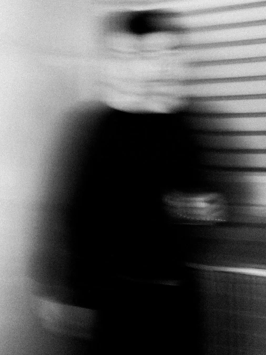Nosaj Thingと真鍋大度による待望のコラボ楽曲 “LXR”が配信開始 7318