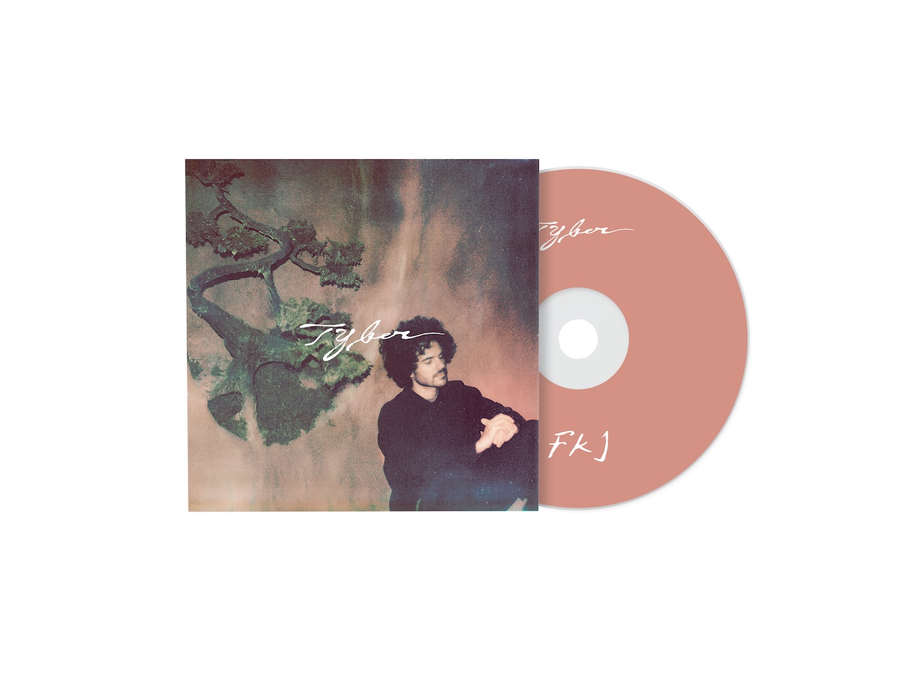 FKJが最新アルバム『Tyber』からルーシー・パーク参加による新曲 “How Much Does It Take To Shift It All”が解禁 FKJ_Tyber_CD FKJが最新アルバム『Tyber』からルーシー・パーク参加による新曲 “How Much Does It Take To Shift It All”が解禁 FKJ_Tyber_CD