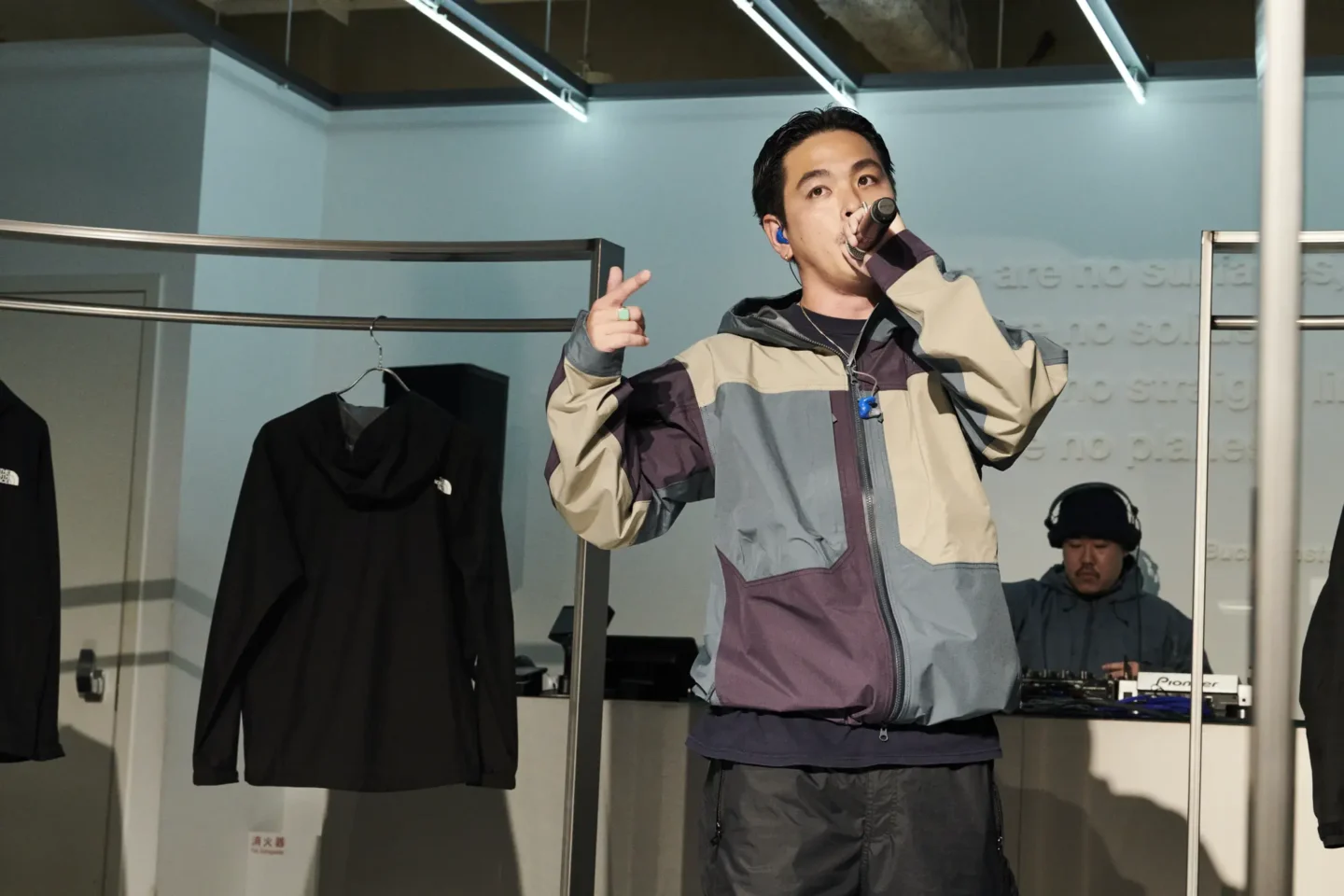 EVENT REPORT:THINKING OUT LOUD #01<br>THE NORTH FACEはなぜこの場所で音楽を鳴らすのか DSC0414-1440x960 EVENT REPORT:THINKING OUT LOUD #01<br>THE NORTH FACEはなぜこの場所で音楽を鳴らすのか DSC0414-1440x960