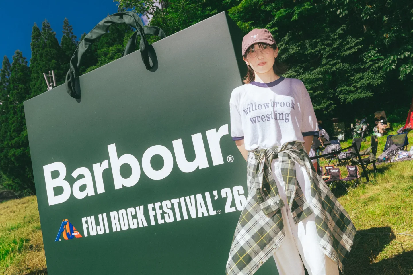 バブアーがフジロック初参戦!<br>苗場で出会う“夏のバブアー” ブースレポート&アーティストスナップ 2E5A3378-1440x960 バブアーがフジロック初参戦!<br>苗場で出会う“夏のバブアー” ブースレポート&アーティストスナップ 2E5A3378-1440x960