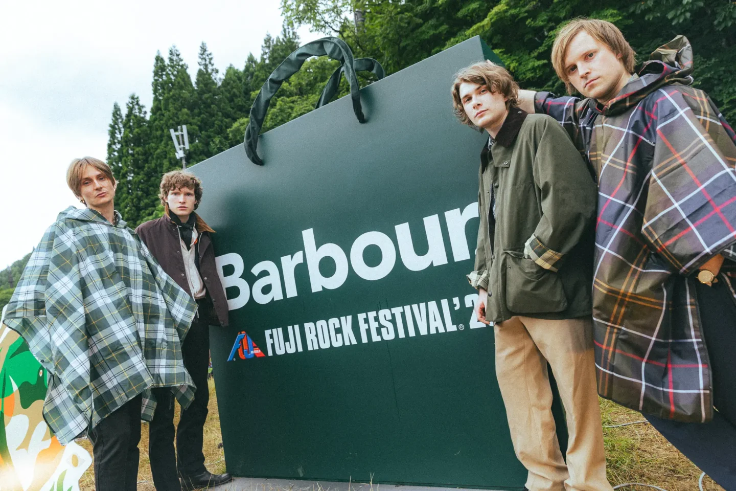 バブアーがフジロック初参戦!<br>苗場で出会う“夏のバブアー” ブースレポート&アーティストスナップ 624514362115096645-1440x960 バブアーがフジロック初参戦!<br>苗場で出会う“夏のバブアー” ブースレポート&アーティストスナップ 624514362115096645-1440x960
