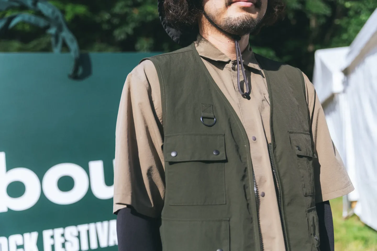 バブアーがフジロック初参戦!<br>苗場で出会う“夏のバブアー” ブースレポート&アーティストスナップ 624351266922823902-1440x960 バブアーがフジロック初参戦!<br>苗場で出会う“夏のバブアー” ブースレポート&アーティストスナップ 624351266922823902-1440x960