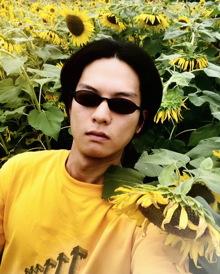 <detector>によるコンピシリーズ “dance detective”からどんぐりず・chomoら参加の第3弾がリリース artist-photo_chomo <detector>によるコンピシリーズ “dance detective”からどんぐりず・chomoら参加の第3弾がリリース artist-photo_chomo