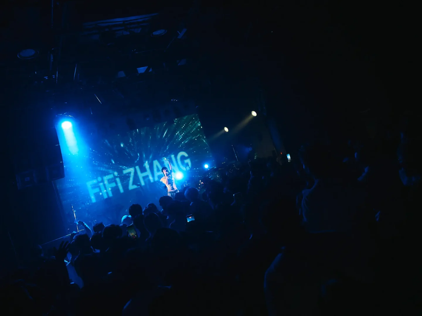 【Live Report】TOKYO SUMMER ENSEMBLE 東京、アジア、エレクトロ。──水曜日のカンパネラ、KIKI、FiFi Zhangが描いた現在地 DSC09141-1440x1080 【Live Report】TOKYO SUMMER ENSEMBLE 東京、アジア、エレクトロ。──水曜日のカンパネラ、KIKI、FiFi Zhangが描いた現在地 DSC09141-1440x1080