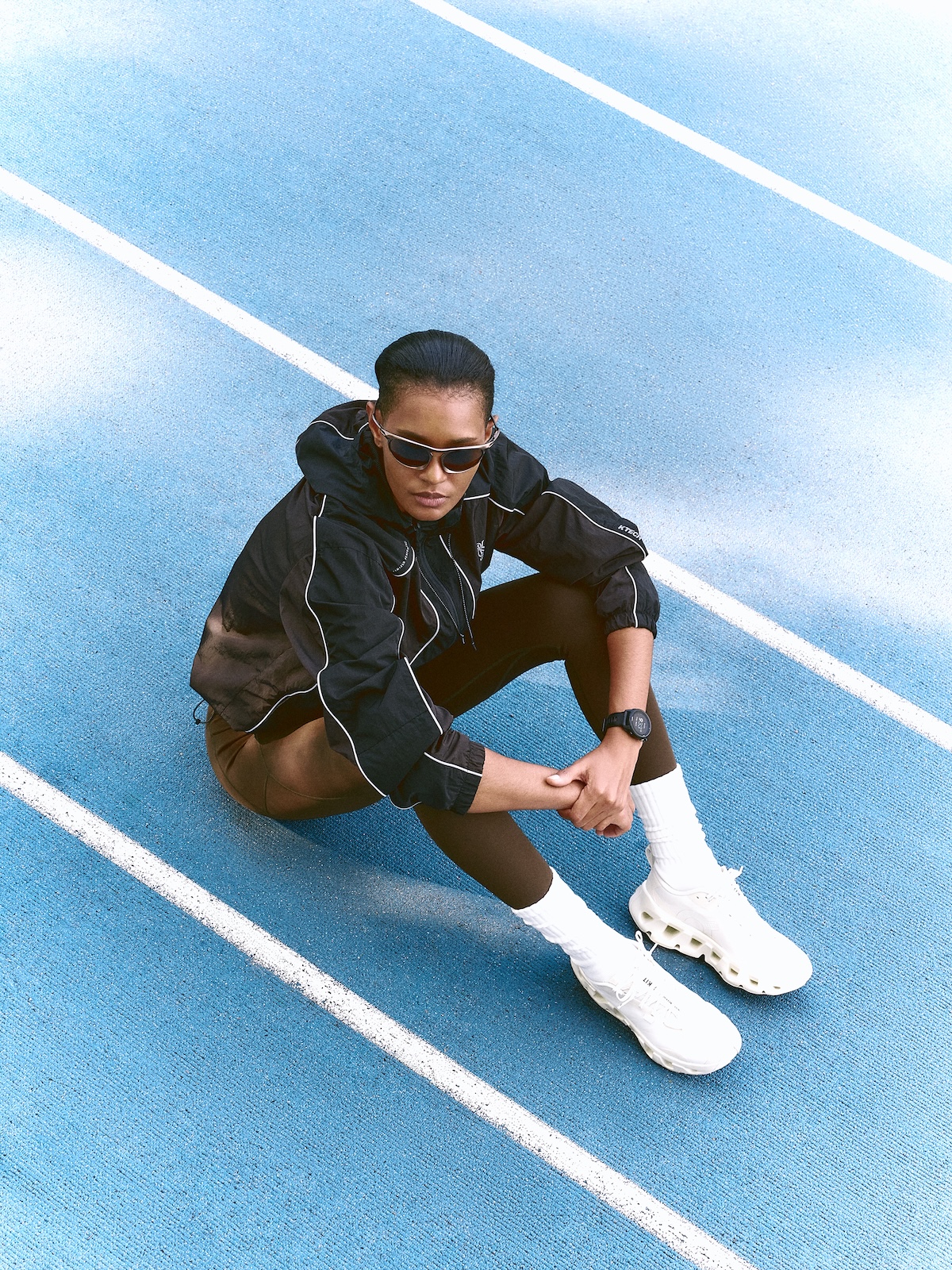 「Kith」のテクニカルアクティブウェアライン〈K-Tech〉から〈On〉とのコラボを含む2026年秋コレクションが登場 2