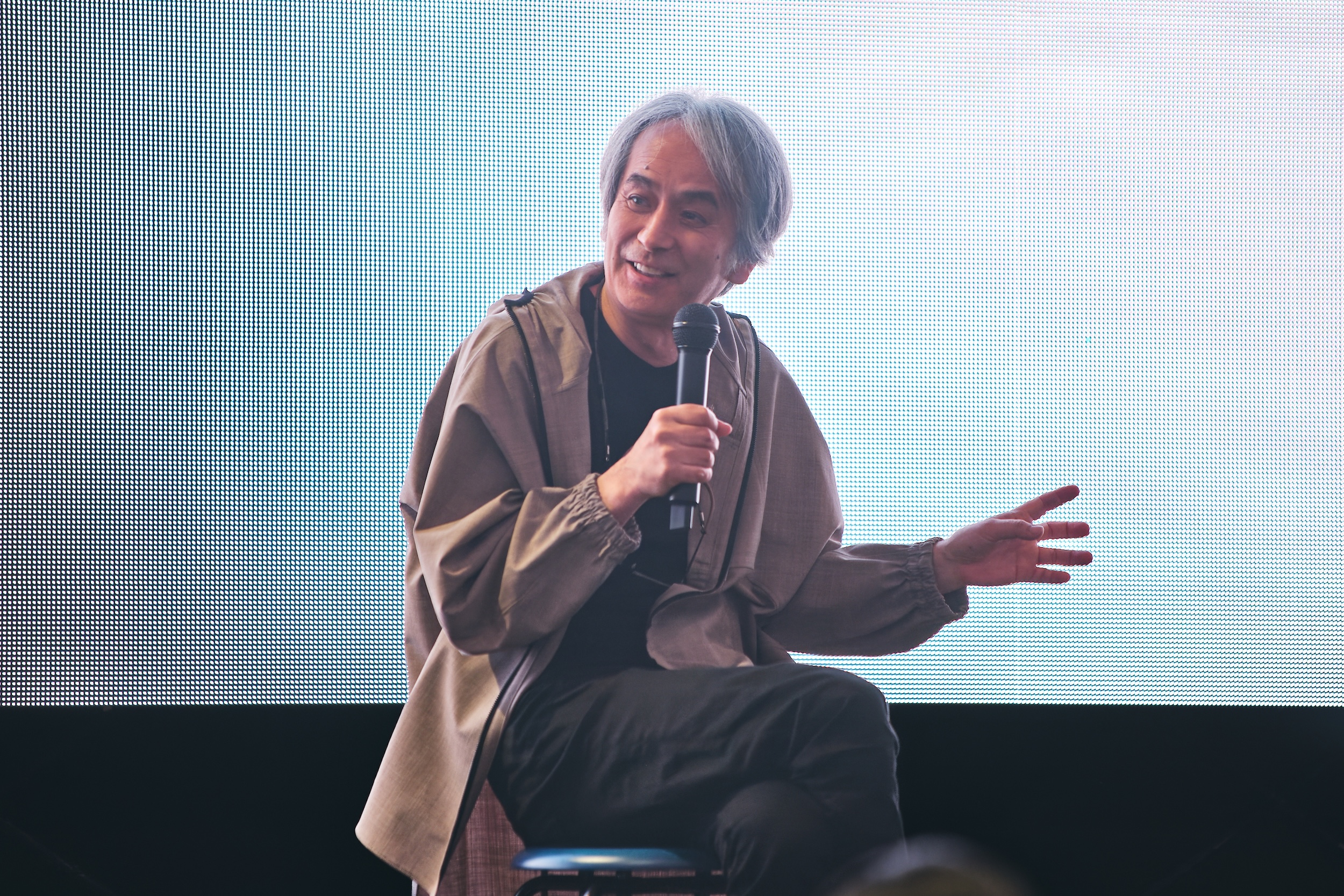 「音と映像の庭」を歩く。高谷史郎×ZAKの対話から、もう一度『async』へ DSF1050