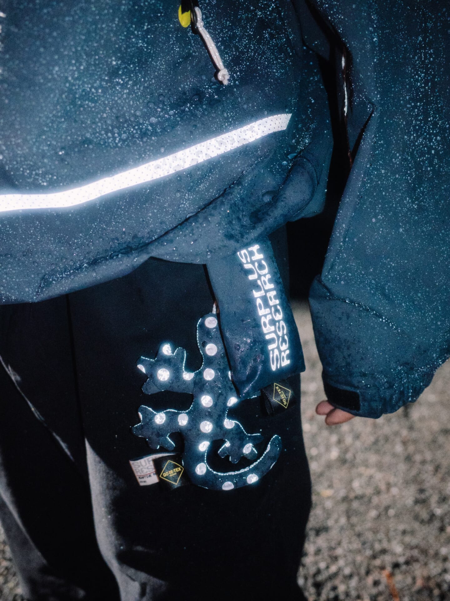 〈thisisneverthat®〉が〈SURPLUS RESEARCH®︎〉とのコラボカプセルコレクションを発表 SnapInsta.to_838001434_18629824756044541_3889279099709230296_n-1440x1920