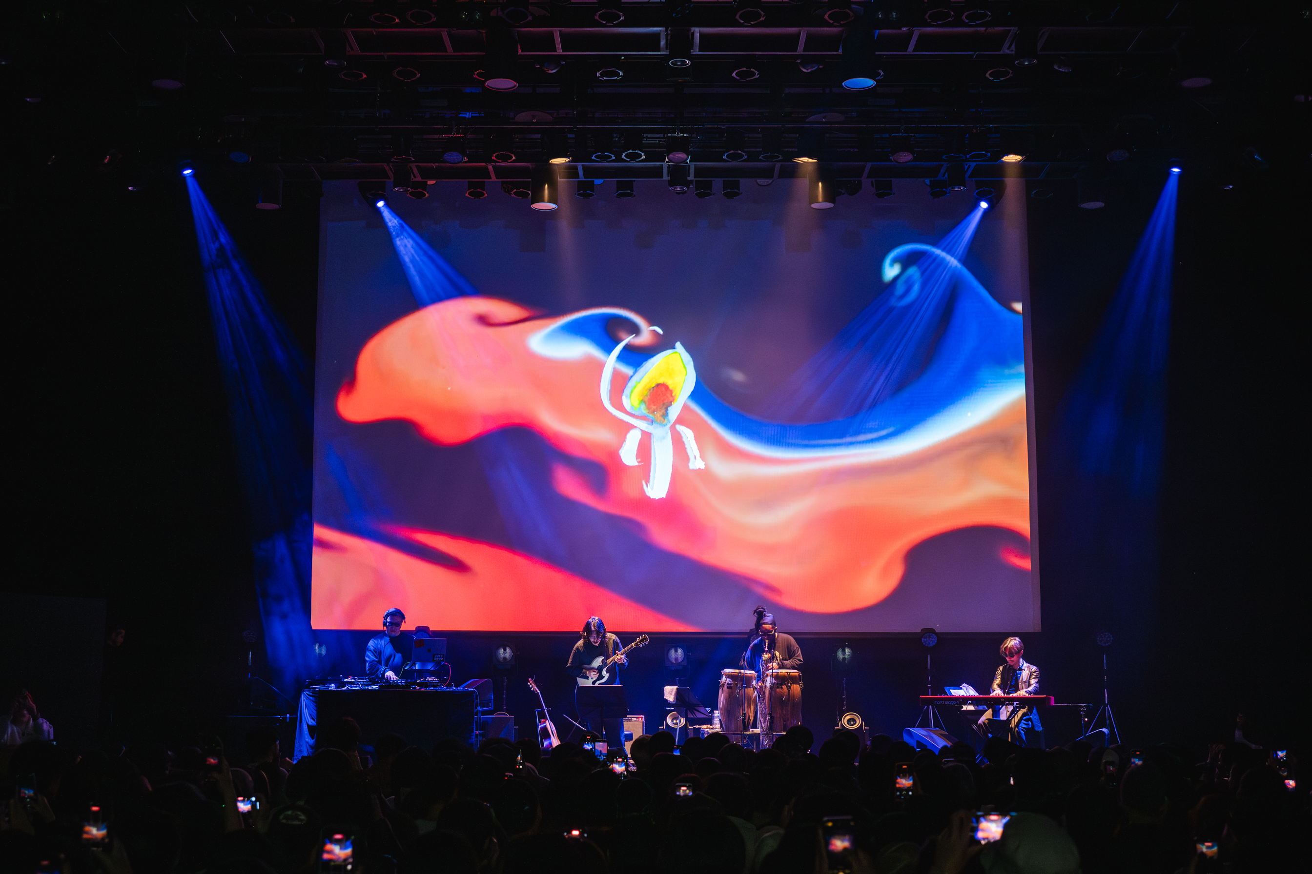 Nujabes Metaphorical Ensemble、The Orbが出演|年末の音楽祭<flows>が恵比寿・The Garden Hallで開催 02-1_flows Nujabes Metaphorical Ensemble、The Orbが出演|年末の音楽祭<flows>が恵比寿・The Garden Hallで開催 02-1_flows