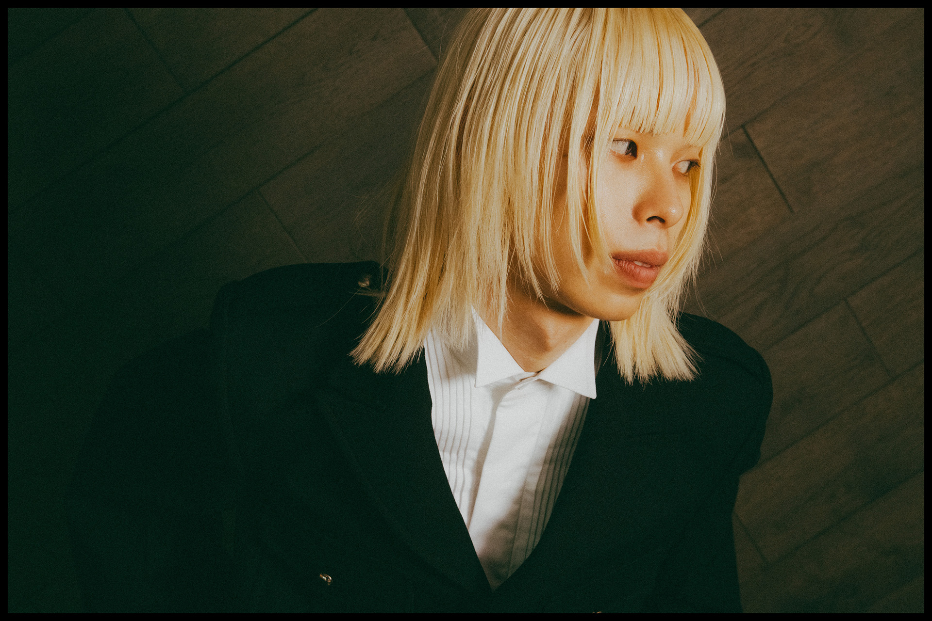 武者修行の先で辿り着いた“美徳”──luvが鳴らす、新境地“Ohaguro” luv-band_472377_02