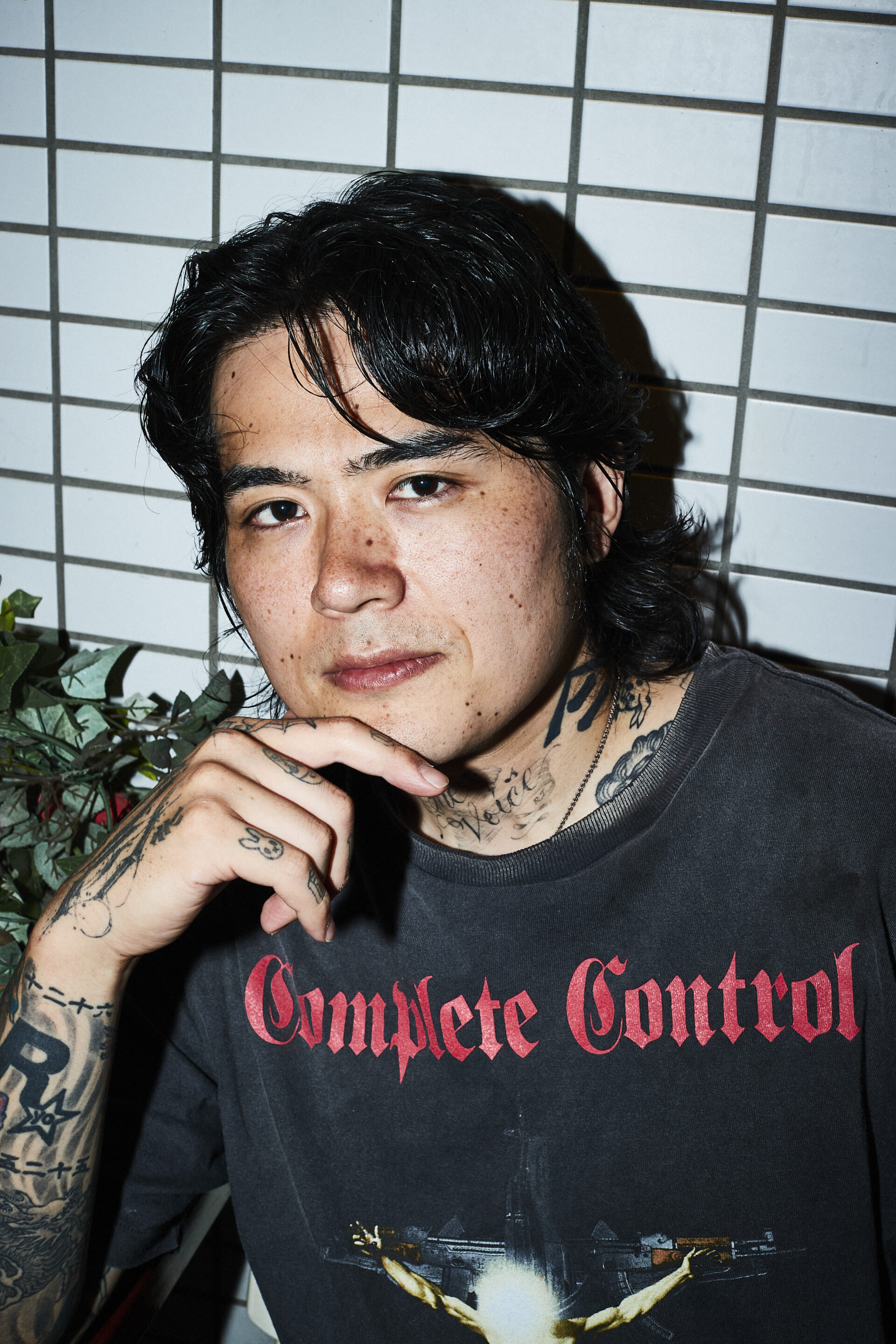 【INTERVIEW】高岩遼　“なにもない”男が歌うジャズへの愛──7年ぶりのフルアルバム『TAKAIWA』 54I6057-1920x2879