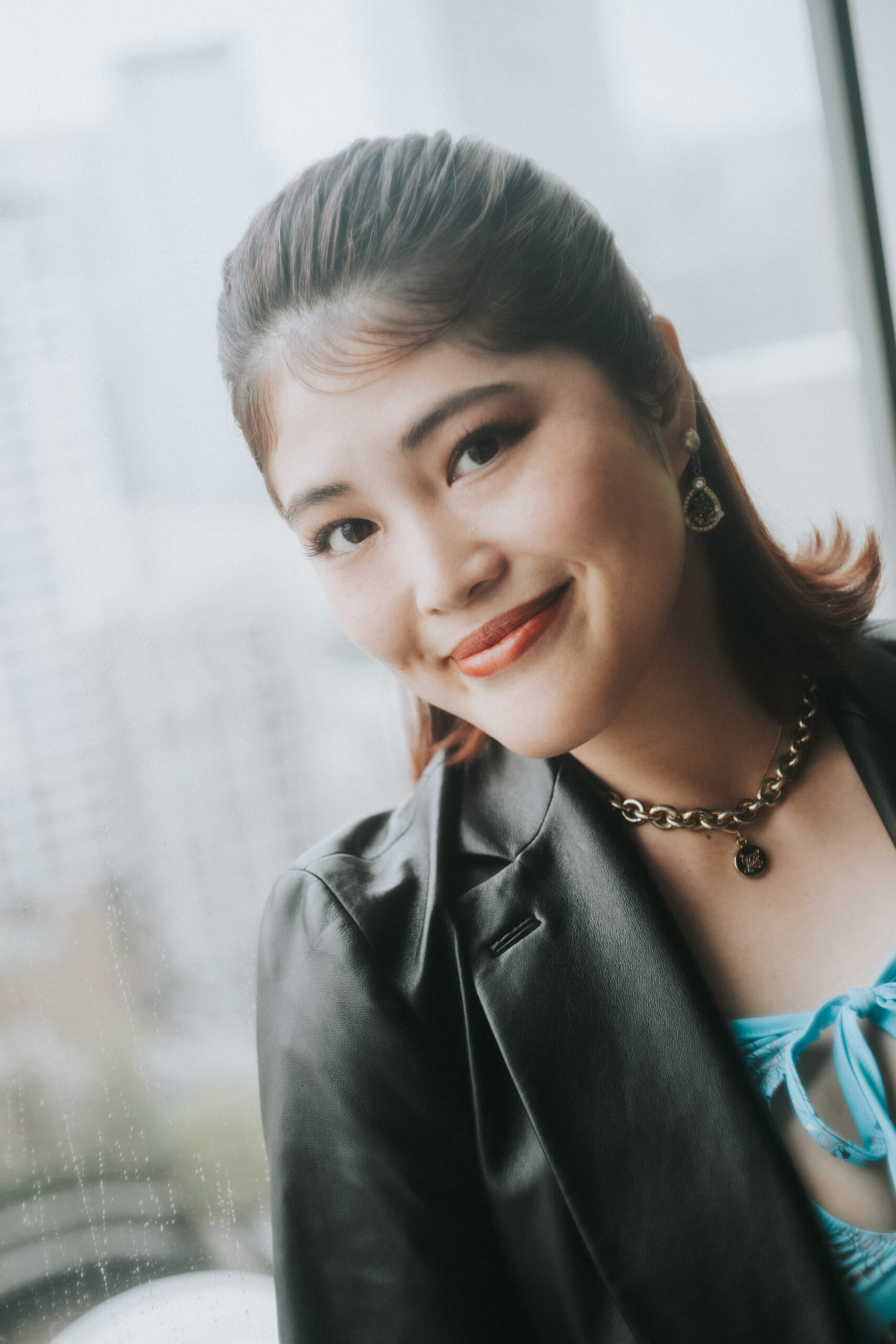 言葉にできない"音楽そのもの”を信じて――MoMoが『BLUE DREAM』で踏み出す新章 TARU2305-scaled